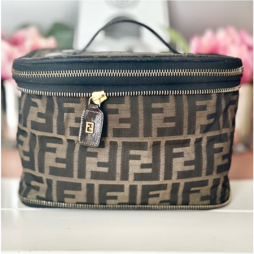 Fendi Vintage Pop Up Vanity Cosmetic Case